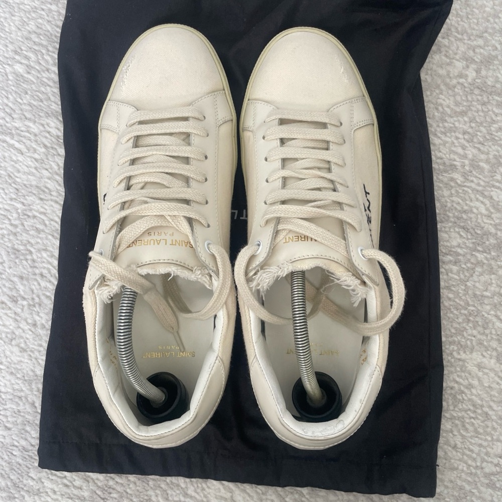 Saint Laurent Men's Off-White Sneakers - Picture 5 of 9